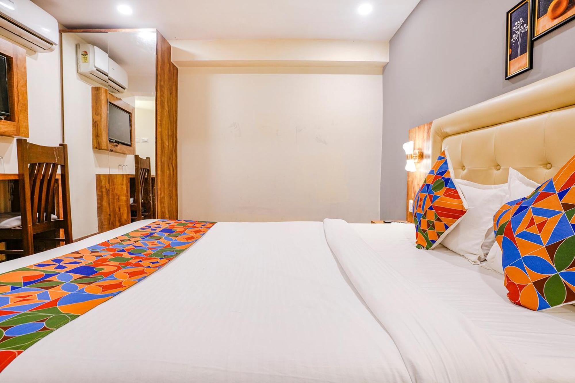 Fabhotel Grand Prime Nr Nesco Hotel Bombaj Zewnętrze zdjęcie