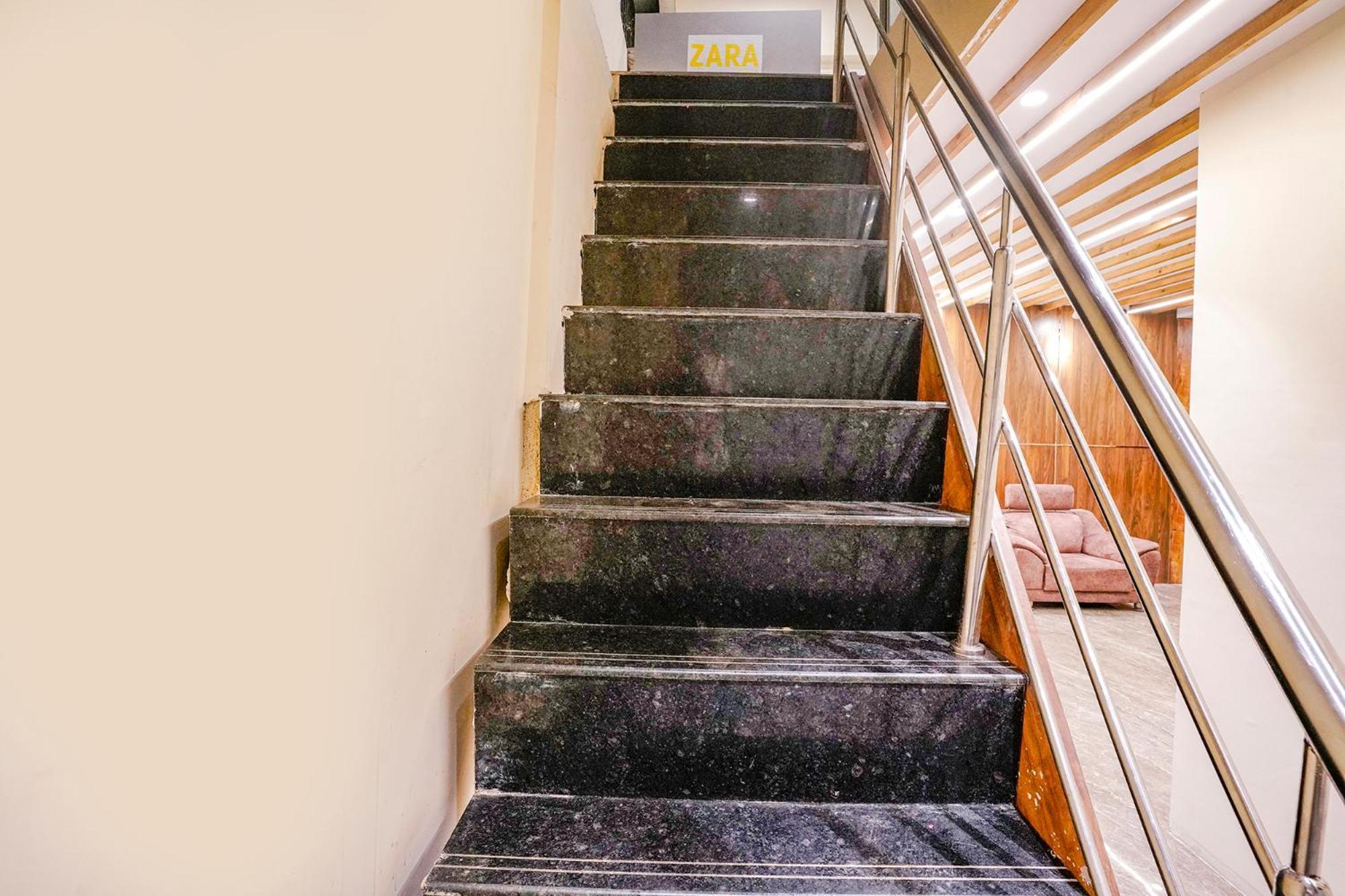 Fabhotel Grand Prime Nr Nesco Hotel Bombaj Zewnętrze zdjęcie