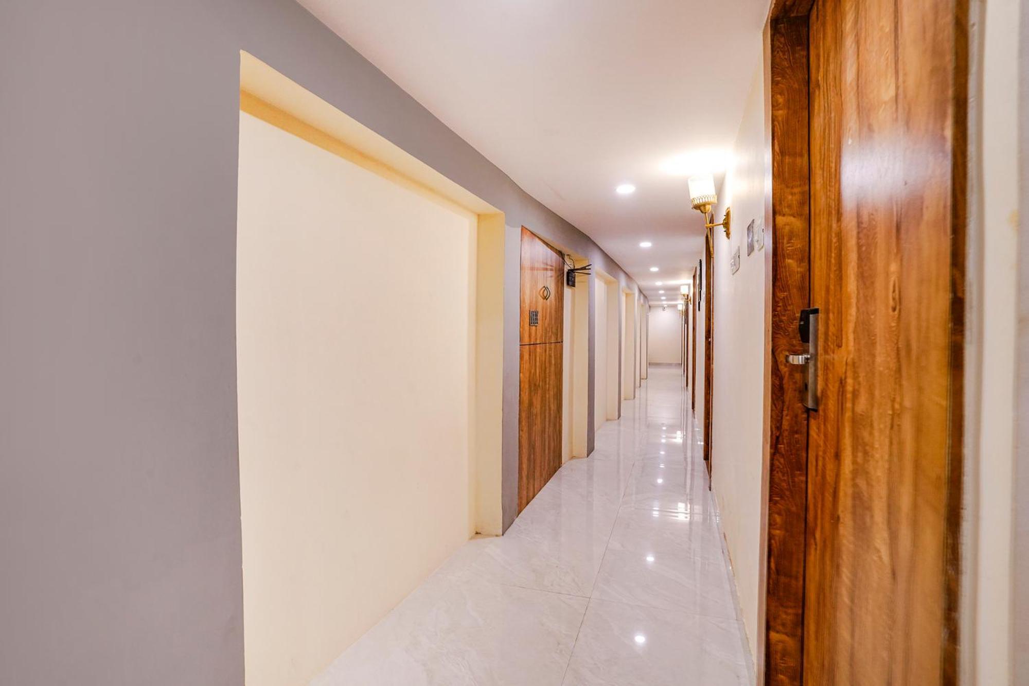 Fabhotel Grand Prime Nr Nesco Hotel Bombaj Zewnętrze zdjęcie