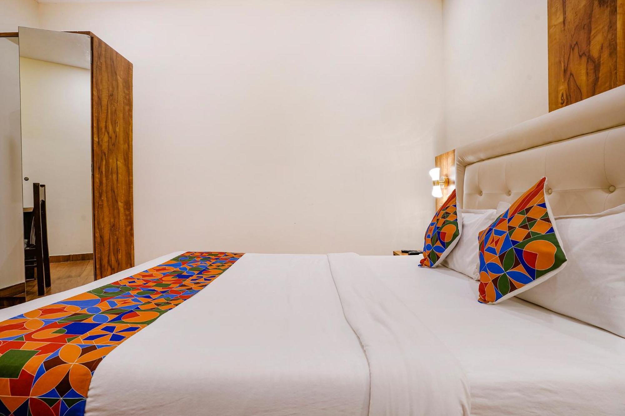 Fabhotel Grand Prime Nr Nesco Hotel Bombaj Zewnętrze zdjęcie
