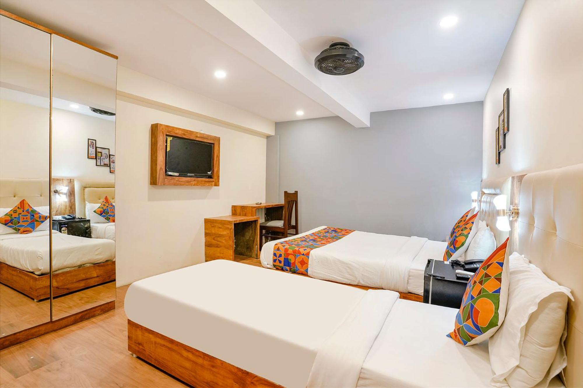 Fabhotel Grand Prime Nr Nesco Hotel Bombaj Zewnętrze zdjęcie