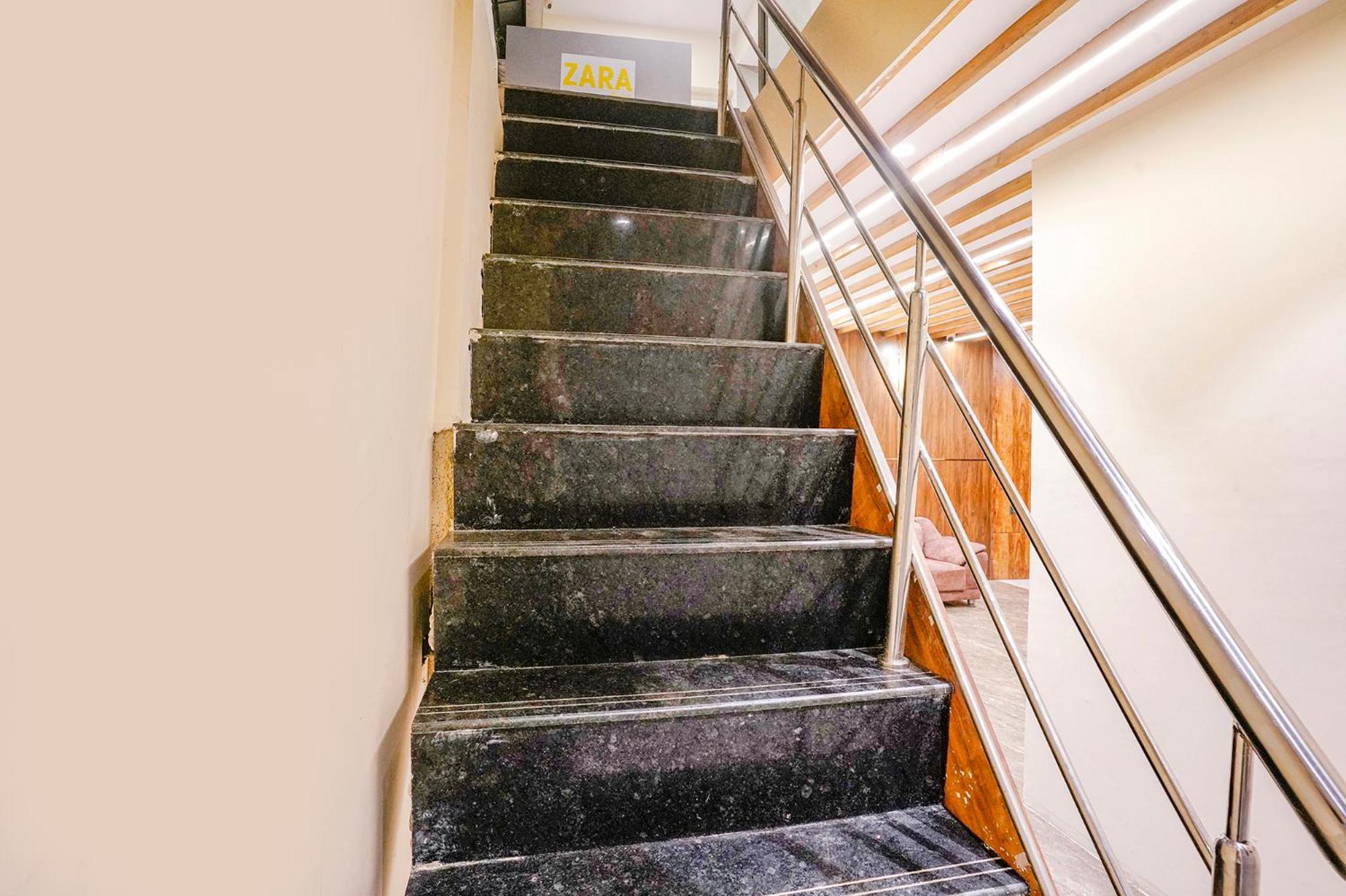 Fabhotel Grand Prime Nr Nesco Hotel Bombaj Zewnętrze zdjęcie